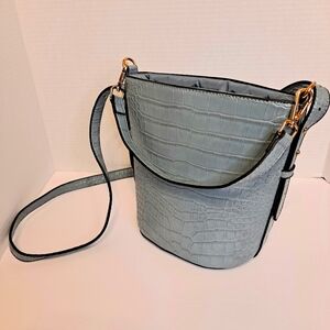 Grey Blue Bucket Bag Faux Crocodile Skin Hobo Drawstring NWOT Crossbody Bag